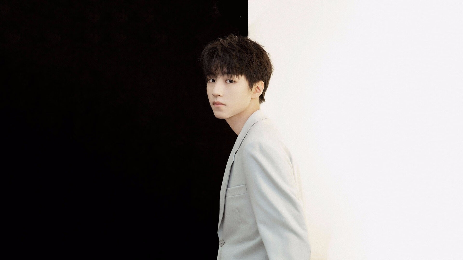 德甲“胜负关键战”：拜仁对多特，决战冠军归属